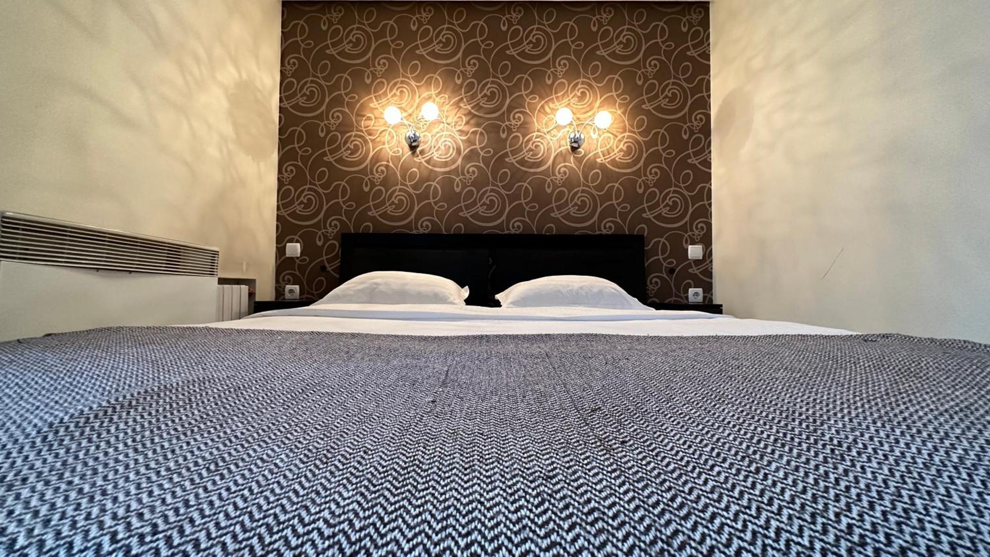 Apartment On Nauki Avenue 102 นิปโปร ภายนอก รูปภาพ