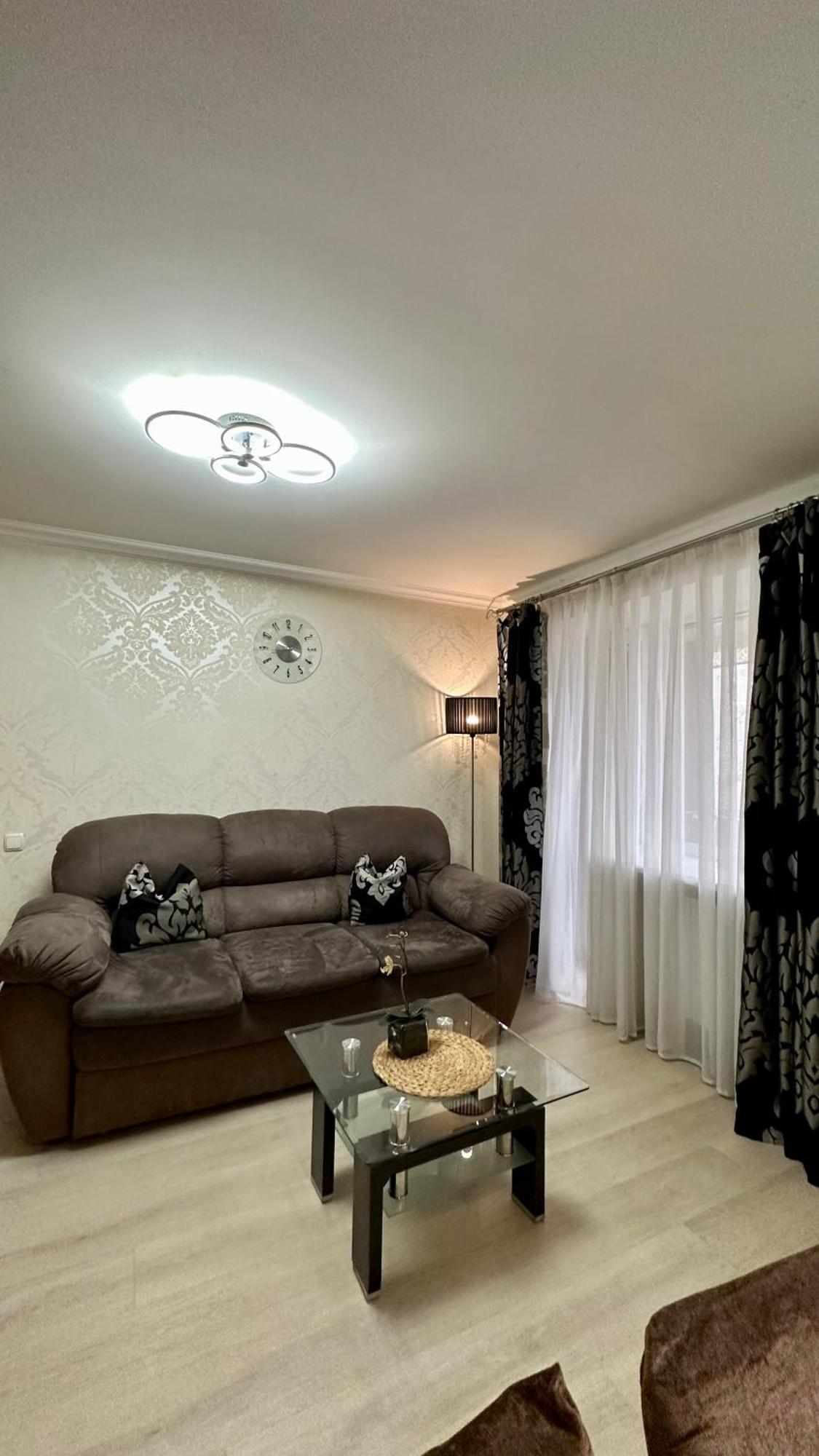 Apartment On Nauki Avenue 102 นิปโปร ภายนอก รูปภาพ