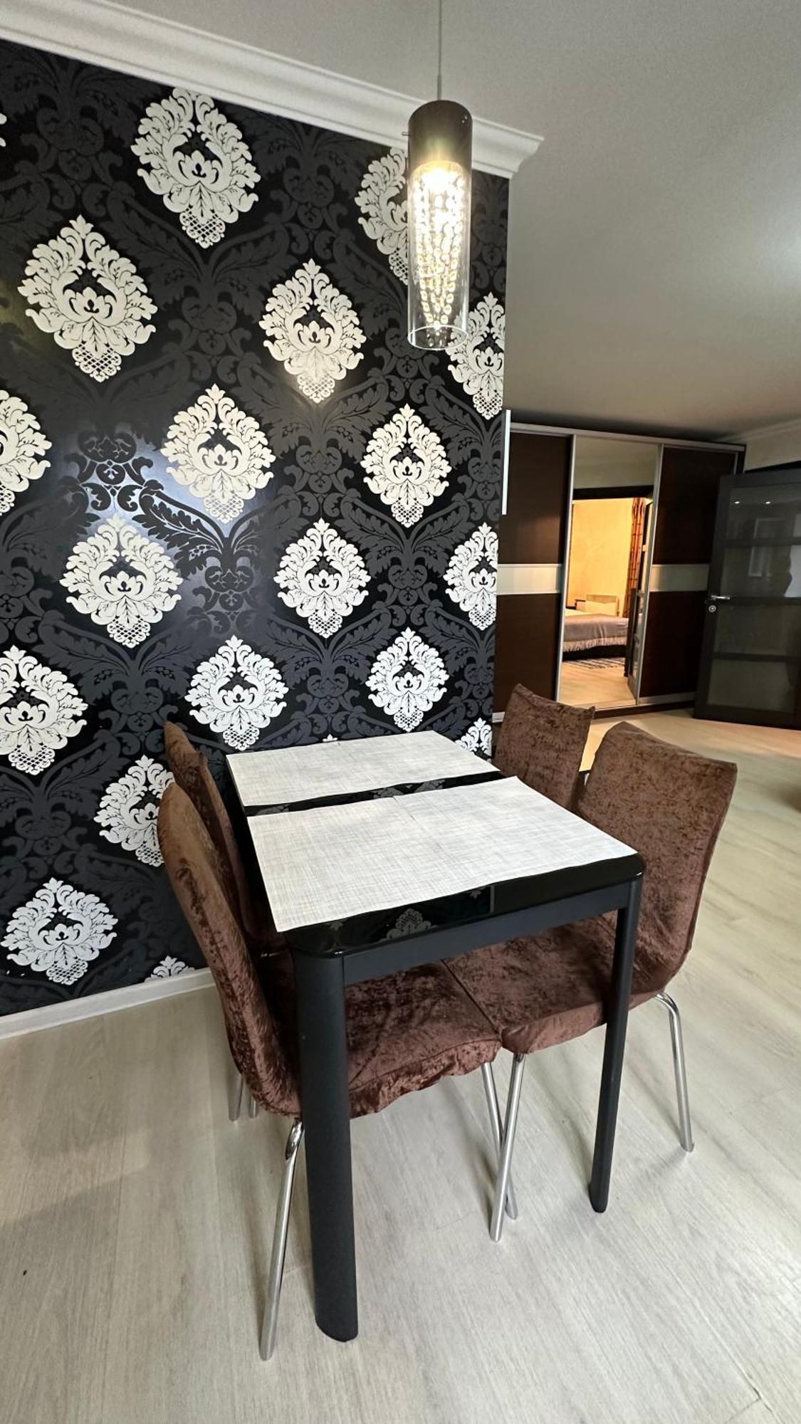 Apartment On Nauki Avenue 102 นิปโปร ภายนอก รูปภาพ